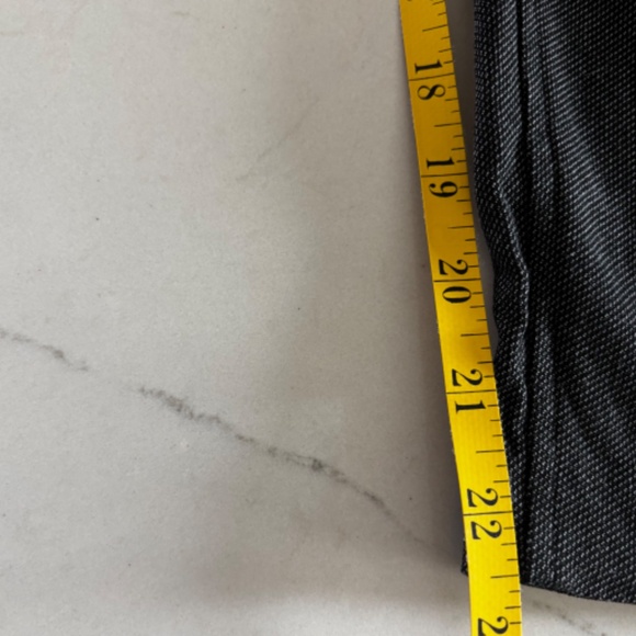 Tribal Fia Mid‎ Rise Curve Hem Pant in Black. Size 12P - Picture 8 of 8